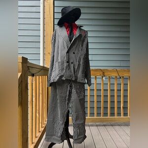 Man costume mob outfit